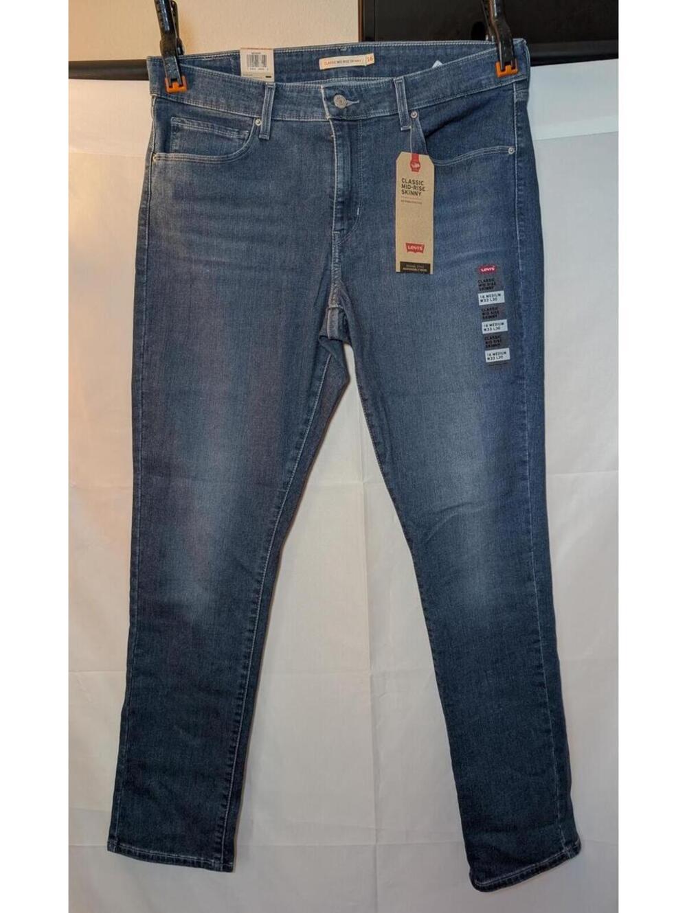 NWT Levi's Sculpt Classic Mid Rise Skinny Jeans - Women's Size 16